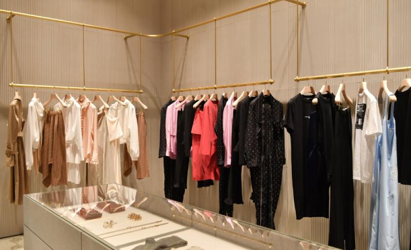 STELLA McCARTNEY LAUNCH NEW BOUTIQUE STORE - EmQuartier